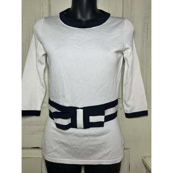 Carolina Herrera White And Navy Top W/ 3/4 Sleeves And Bow Sz S - Picture 1 of 9
